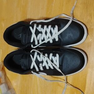 Nike dunks black white 13